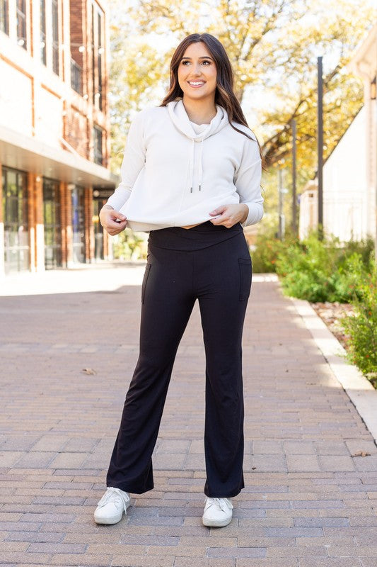 Julia Rose - The Liz - Crossover Bootcut Leggings with Pockets