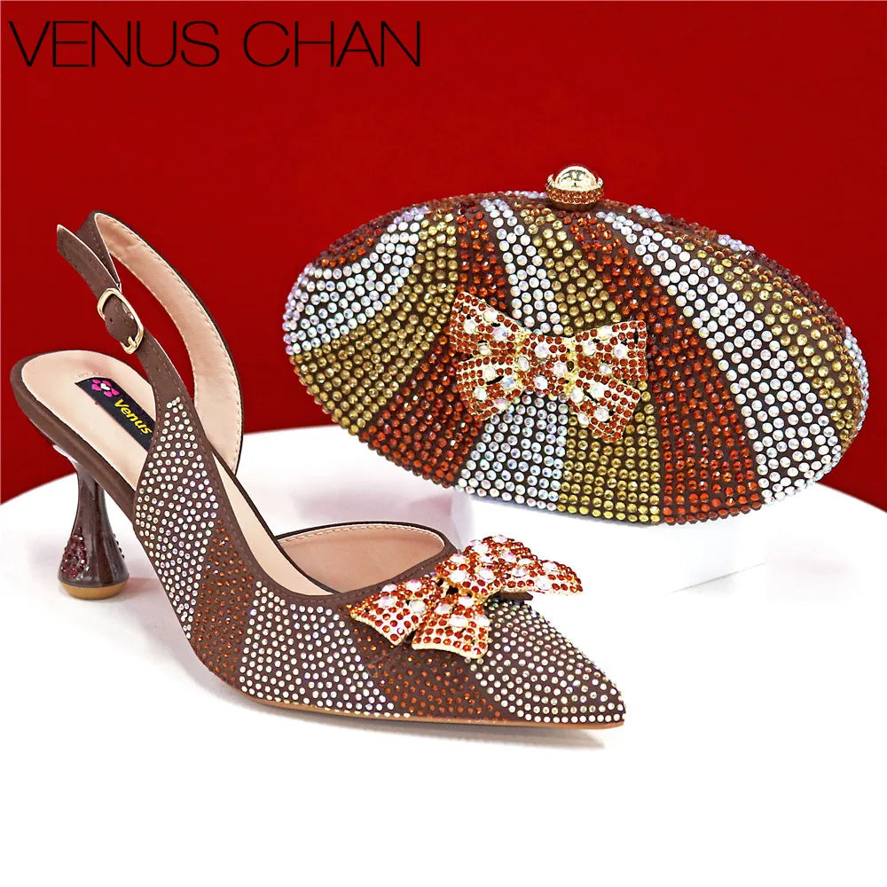 Italian Design Women’s High Heels & Matching Clutch Bag Set – Elegant with Appliqué Detail